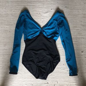 Mariia black and blue long sleeve leotard